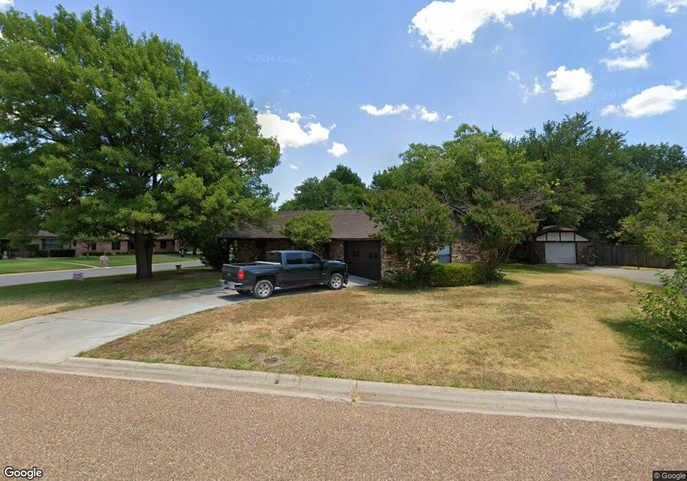 316 Wheeler Creek Ct, Gainesville, TX 76240 - photo 1