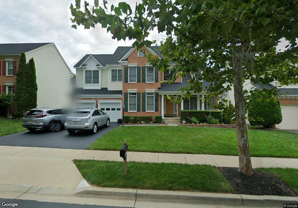 20908 Tall Forest Dr, Germantown, MD 20876 - photo 1