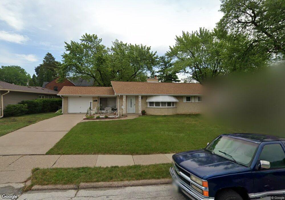 1817 Duggleby St, Davenport, IA 52803 - photo 1