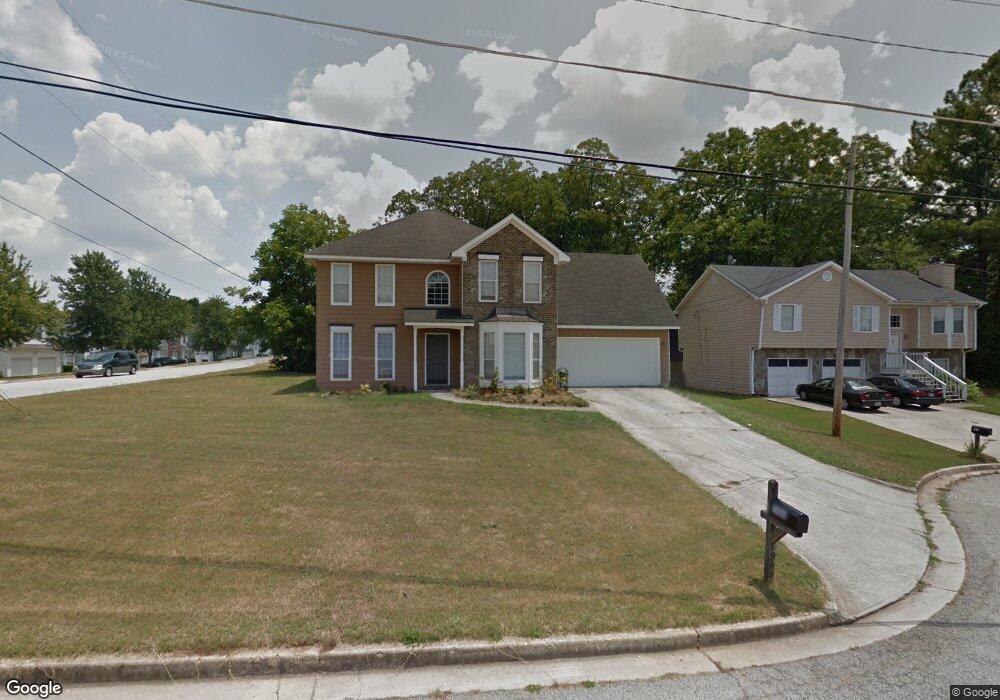 1966 Lown Farm Ct, Lithonia, GA 30058 - photo 1