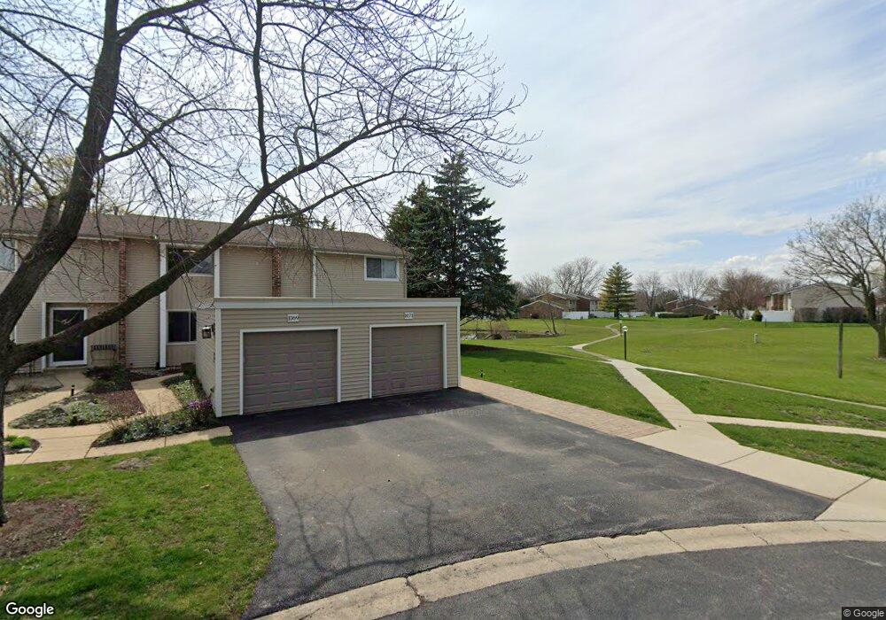 1071 Timberlake Ct unit 1, Aurora, IL 60506 - photo 1