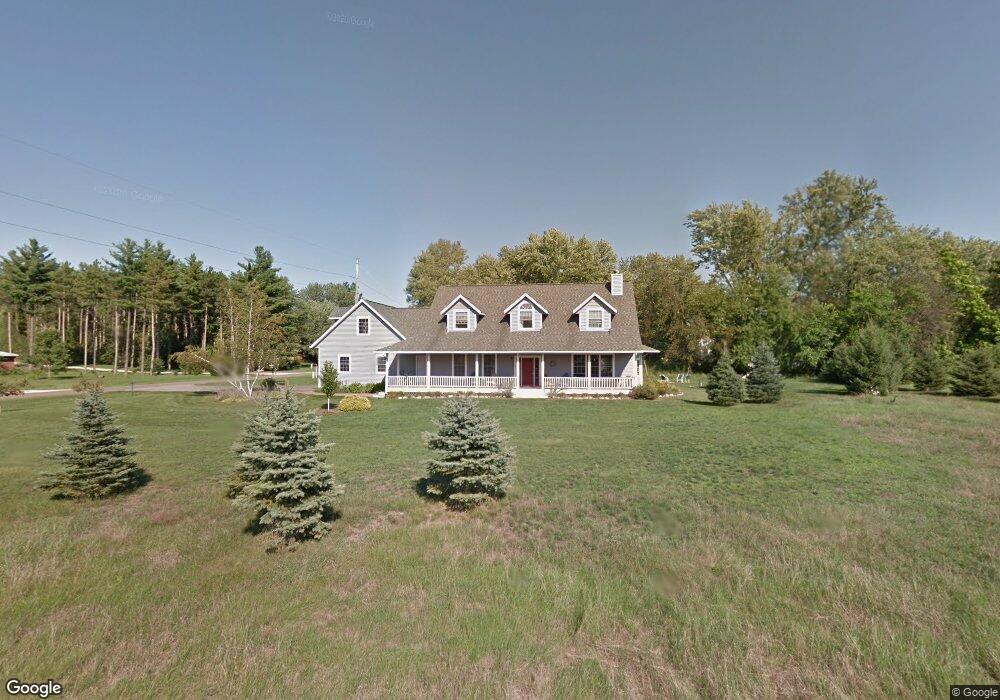 W25327 Spaulding Rd, Trempealeau, WI 54661 - photo 1