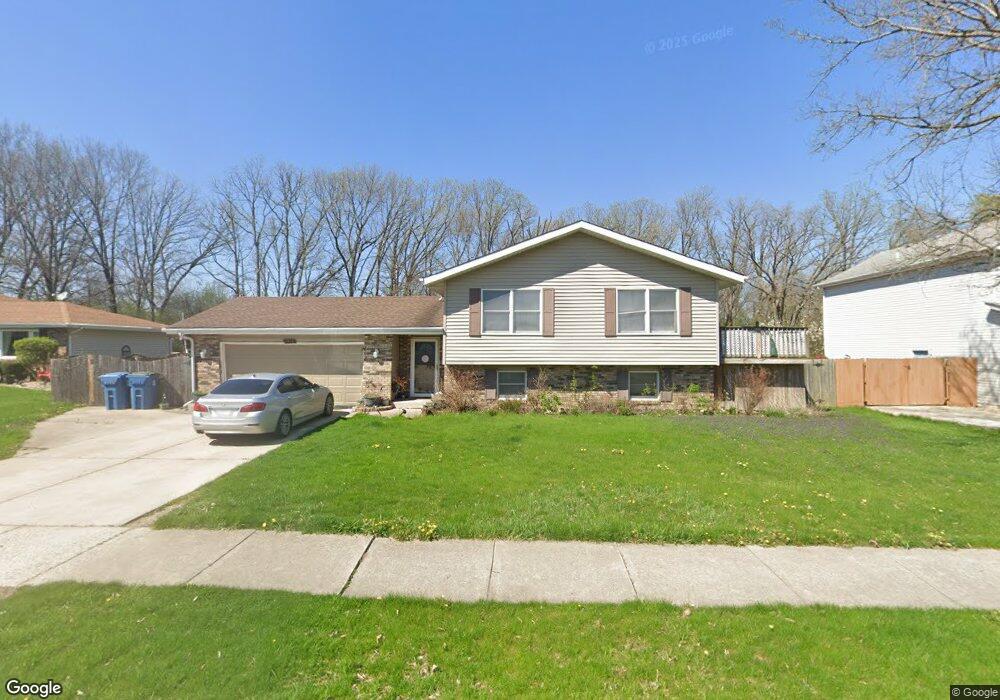 1516 Autumn Dr, Crown Point, IN 46307 - photo 1