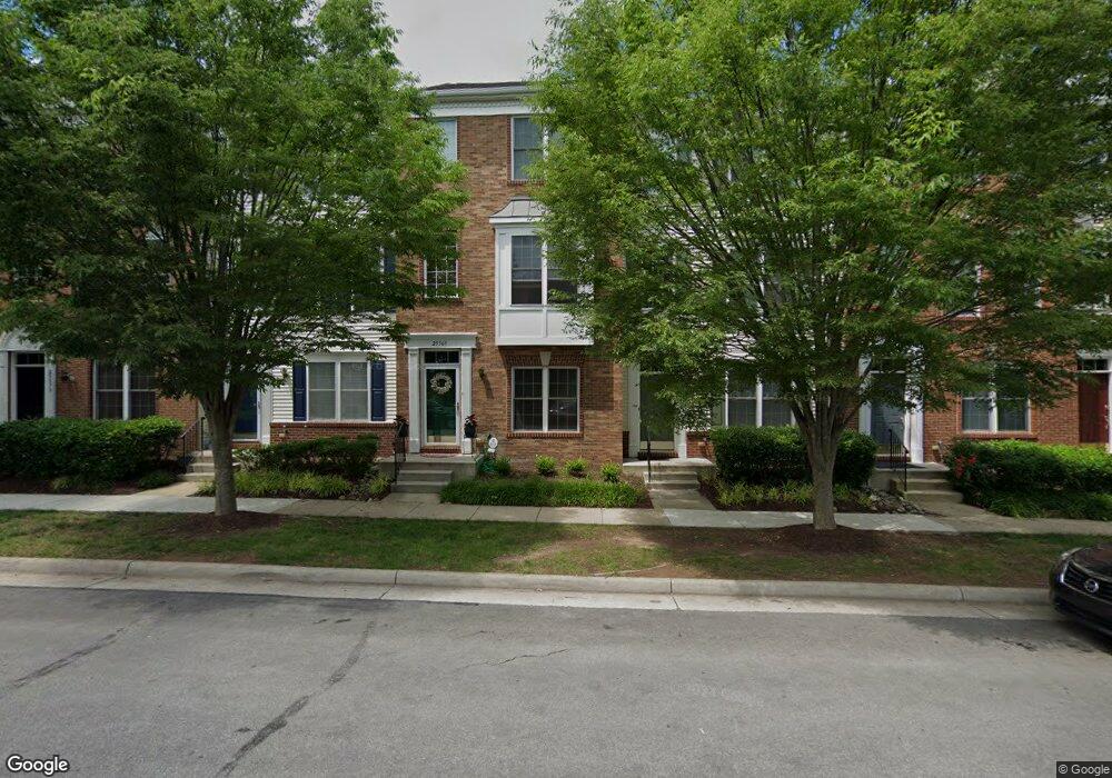 25369 Crossfield Dr, Chantilly, VA 20152 - photo 1