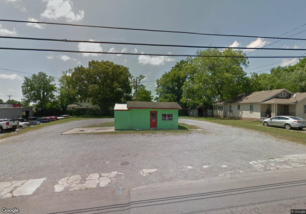 609 Deery St, Shelbyville, TN 37160 - photo 1