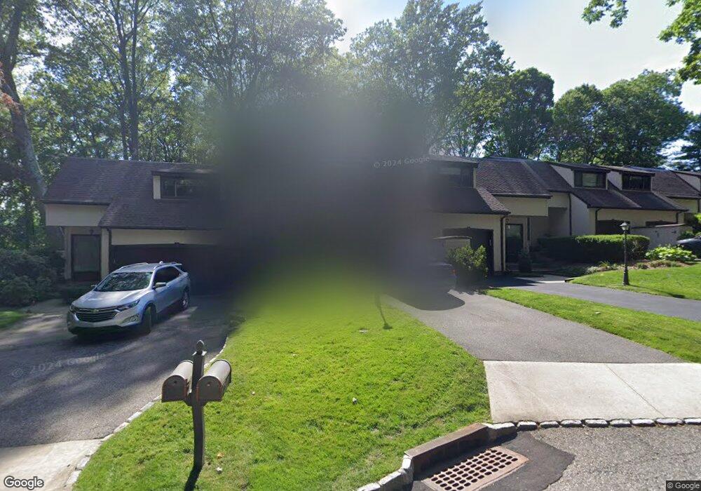 1 Cedar Ln, Glen Head, NY 11545 - photo 1