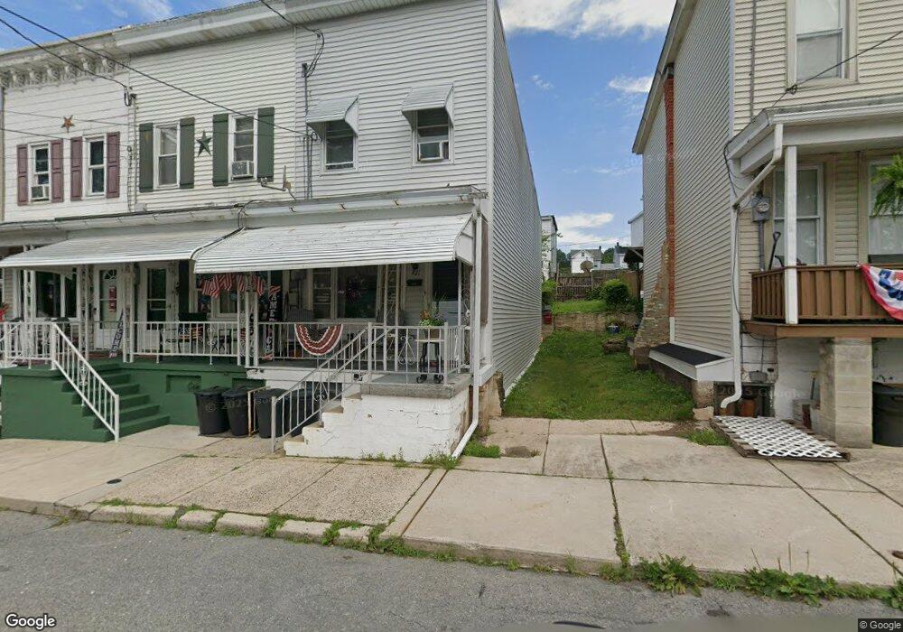 421 Willing St, Tamaqua, PA 18252 - photo 1