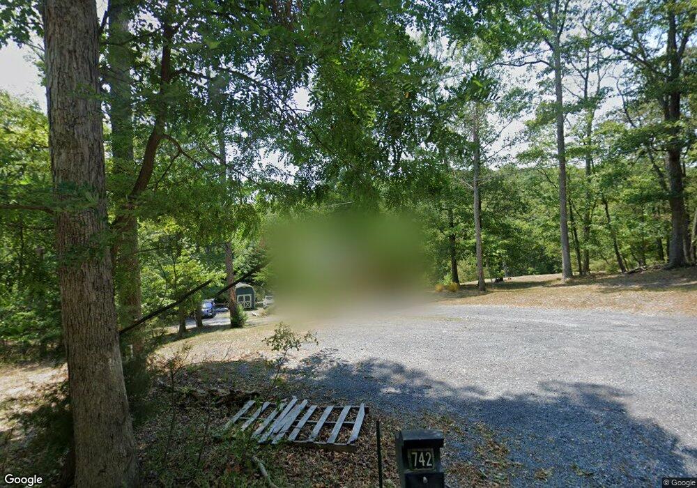 742 Downing Farm Rd, Front Royal, VA 22630 - photo 1