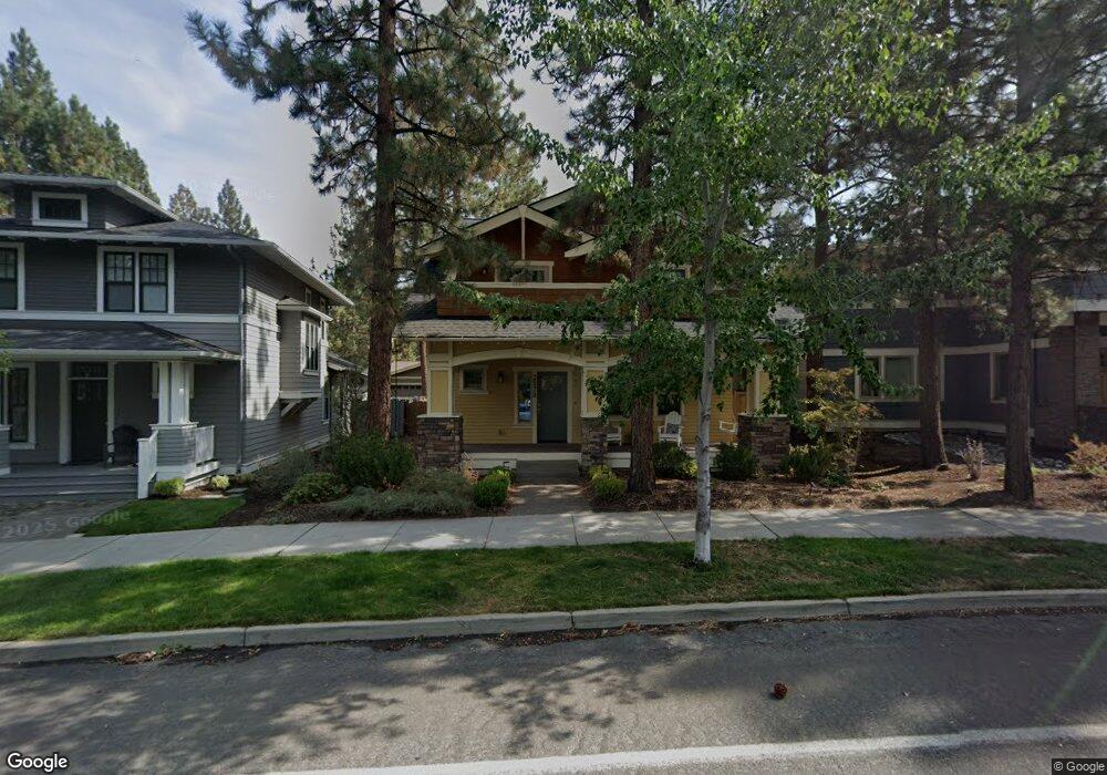 2579 NW Crossing Dr, Bend, OR 97701 - photo 1