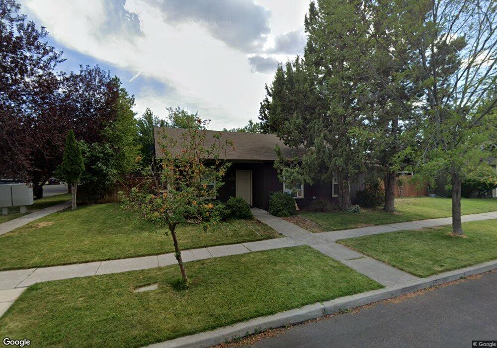 61210 Larkspur Loop, Bend, OR 97702 - photo 1