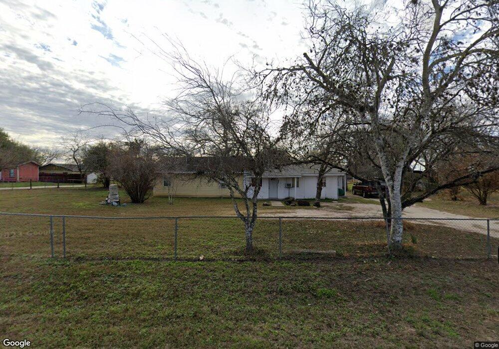 2048 Old Houston Hwy, Beeville, TX 78102 - photo 1