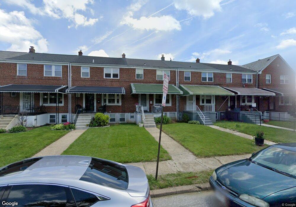 1207 Wildwood Pkwy, Baltimore, MD 21229 - photo 1