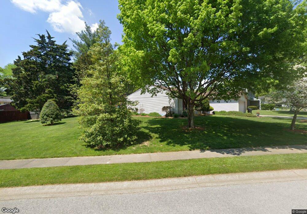 1023 Meadowview Dr, New Albany, IN 47150 - photo 1