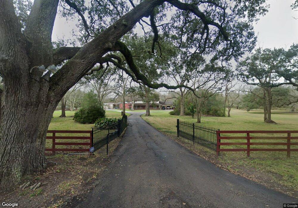 2154 County Road 155, Alvin, TX 77511 - photo 1