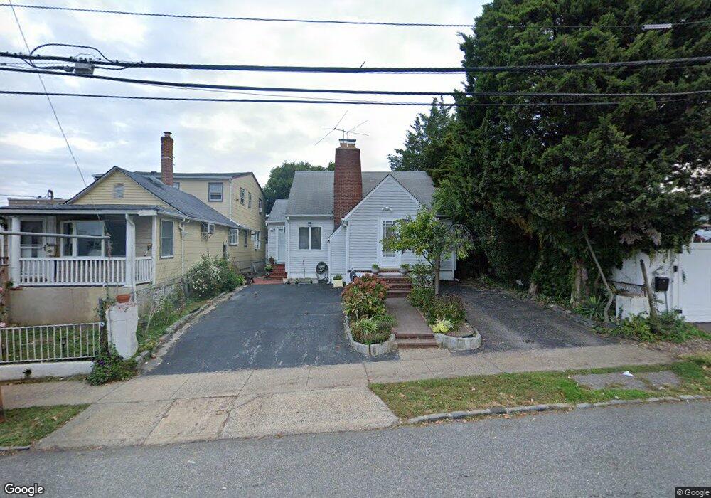 13 Beechwood Ave, Port Washington, NY 11050 - photo 1