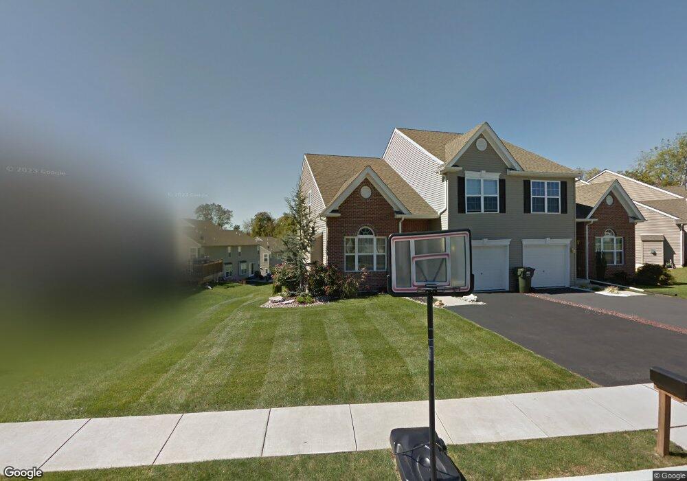 4055 Hemlock Dr, Coplay, PA 18037 - photo 1