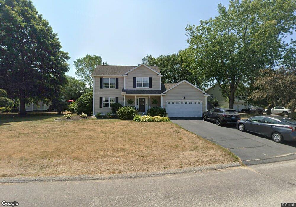 88 Straw Ln, Wakefield, RI 02879 - photo 1