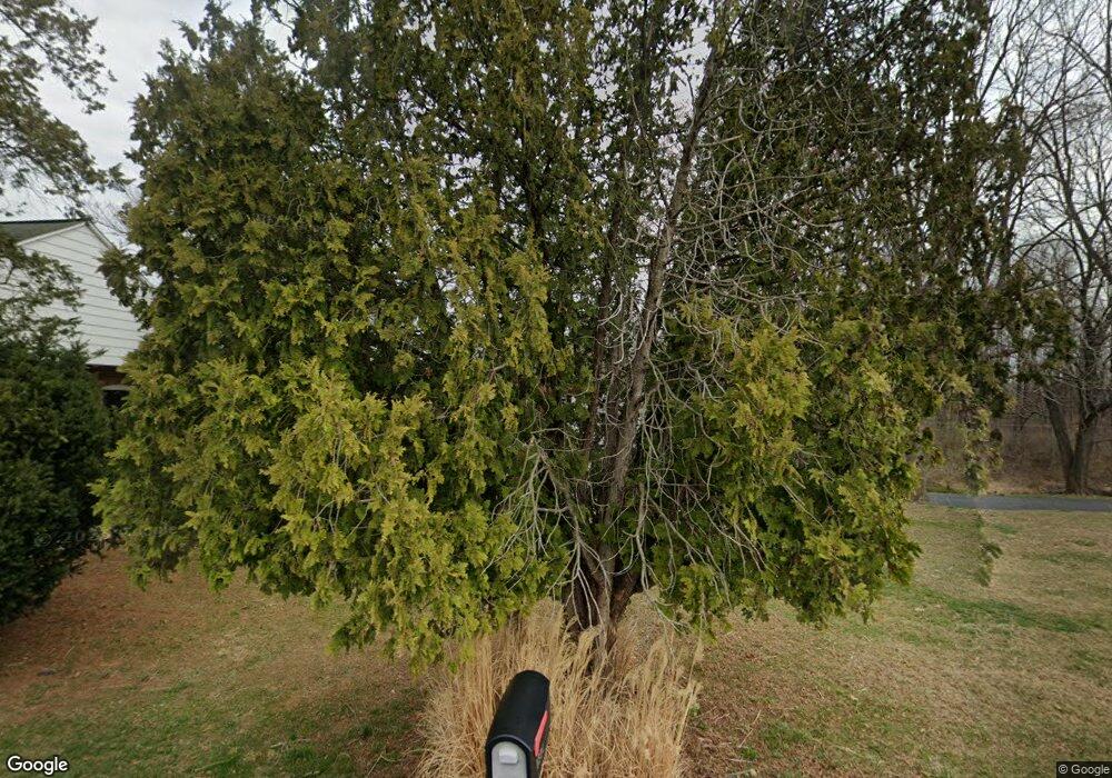 1290 Cross Keys Rd, Reading, PA 19605 - photo 1