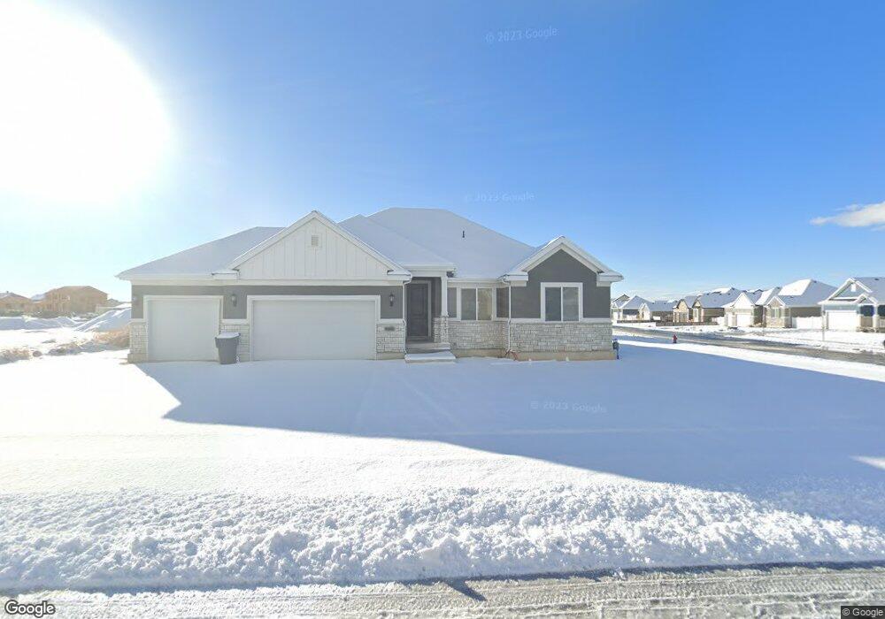 2541 N 3250 W, Clinton, UT 84015 - photo 1