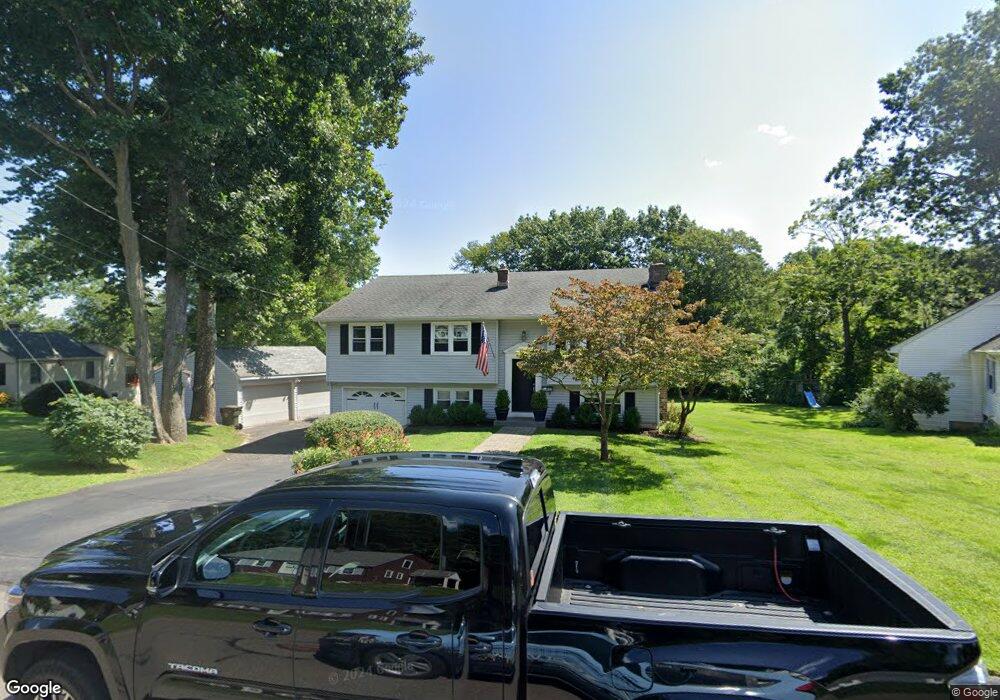 71 Robindale Dr, Berlin, CT 06037 - photo 1