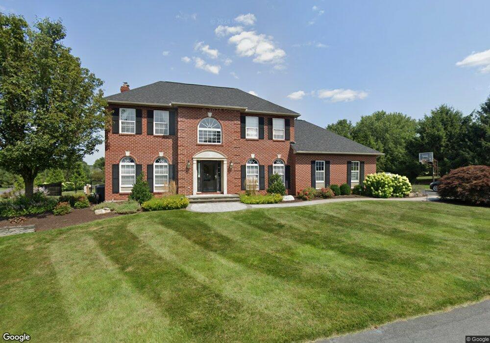 470 Hemlock Ln, Nazareth, PA 18064 - photo 1