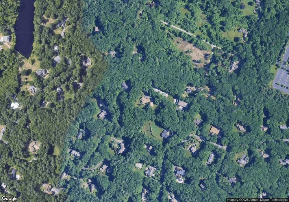 134 Kings Grant Rd, Weston, MA 02493 - photo 1