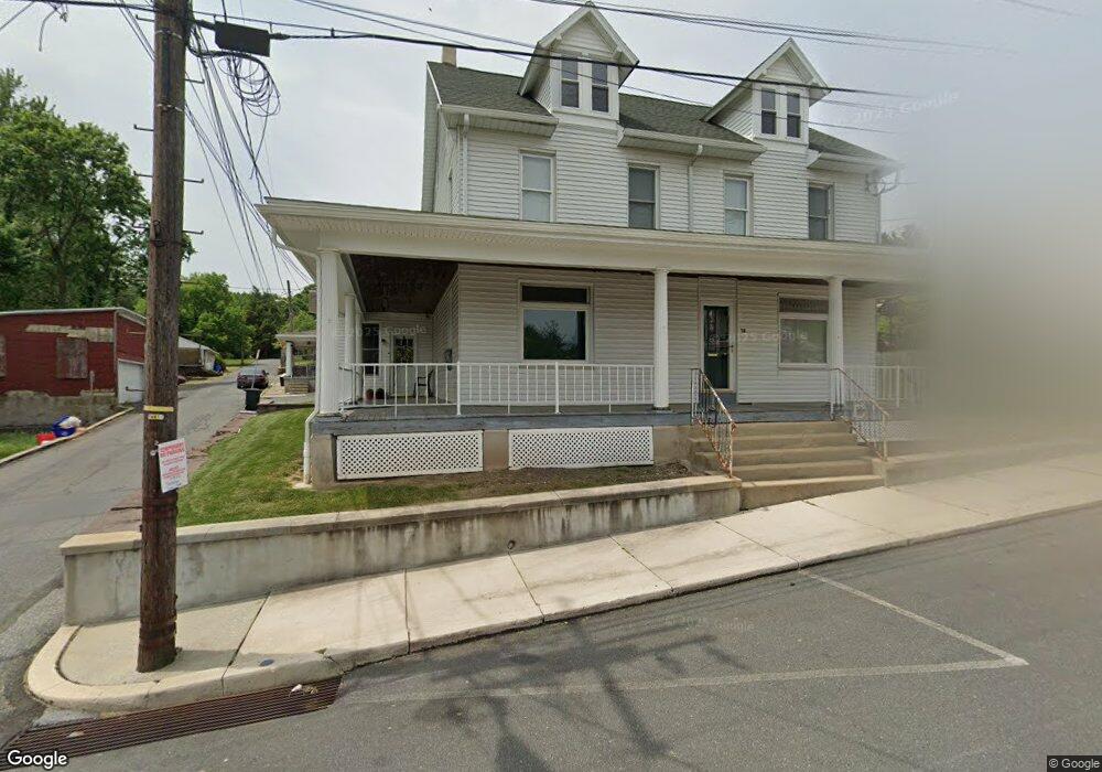 18 Chestnut St, Mohnton, PA 19540 - photo 1