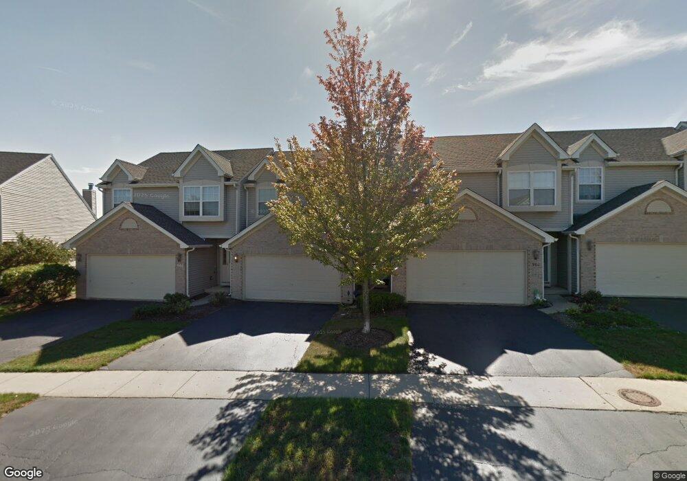 962 Viewpoint Dr, Lake In the Hills, IL 60156 - photo 1