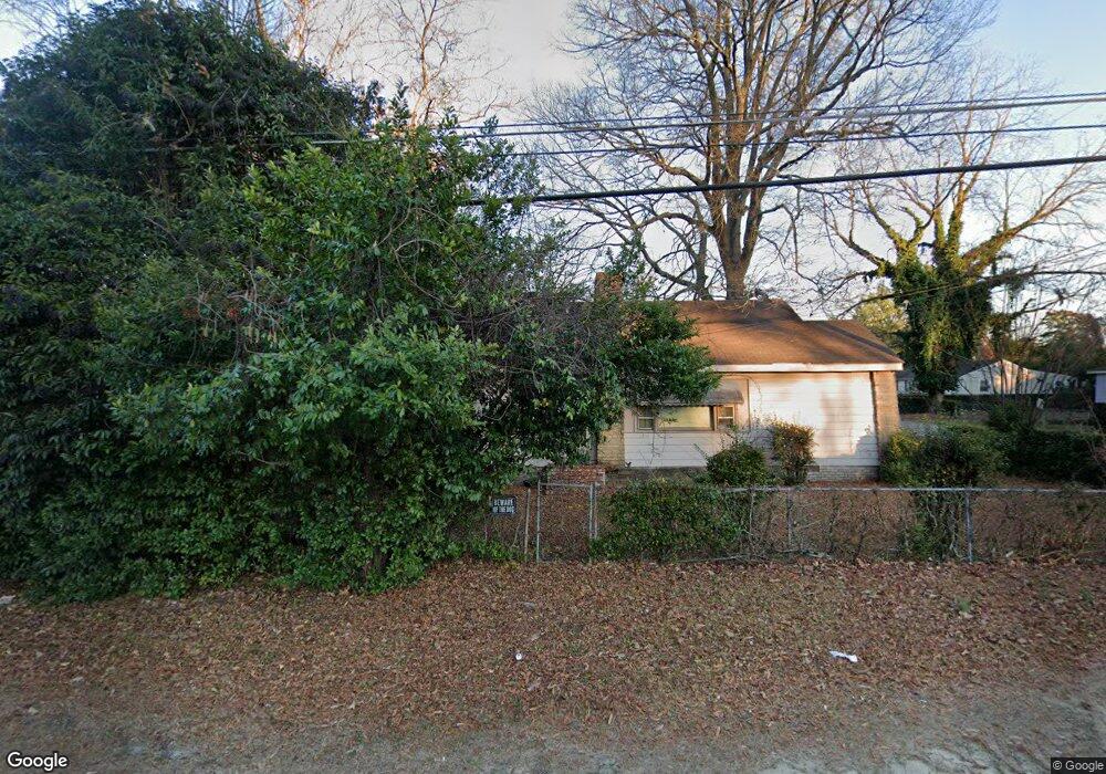 211 Roxie Ave, Fayetteville, NC 28304 - photo 1