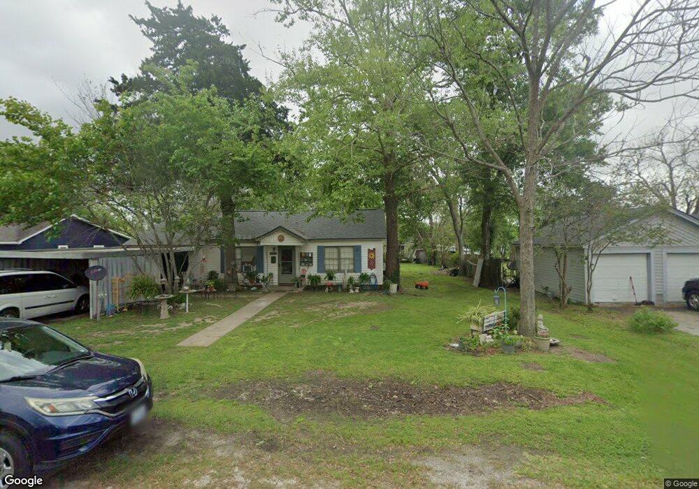 1715 Katy Ave, Bay City, TX 77414 - photo 1