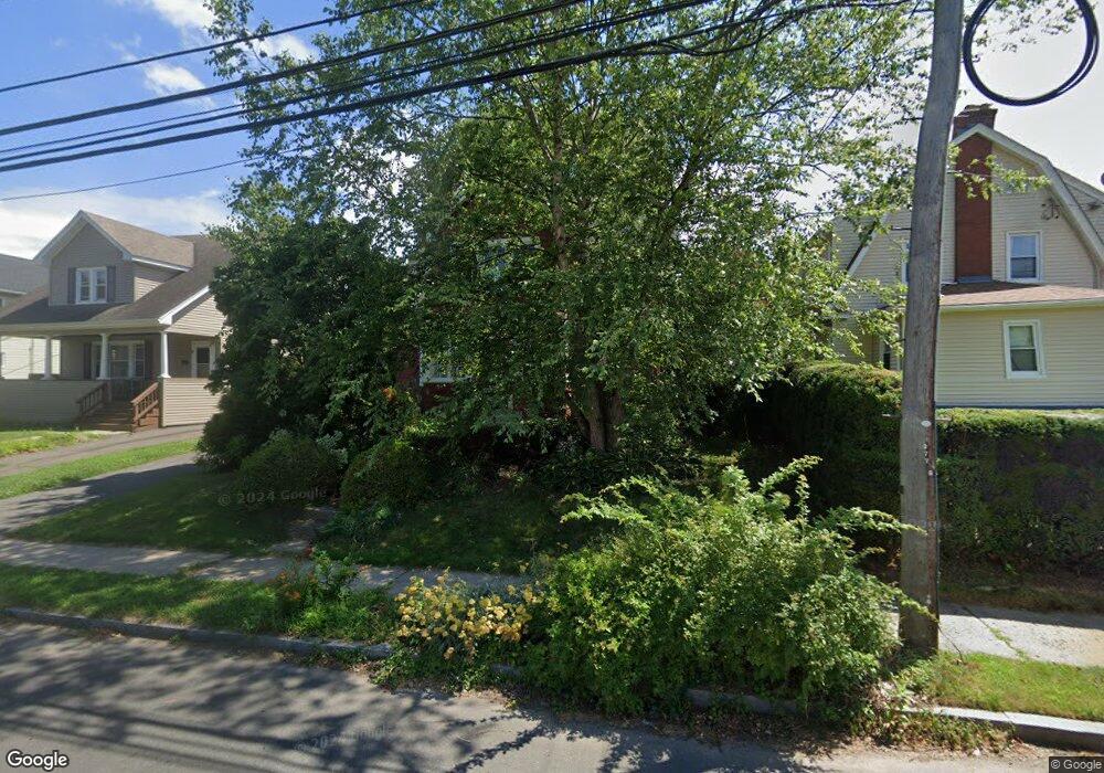 11 Seymour Ave, West Hartford, CT 06119 - photo 1