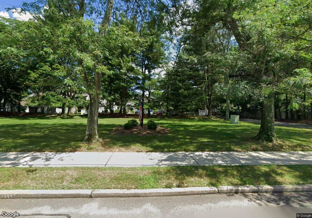 9 Eakens Ct, Mahwah, NJ 07430 - photo 1