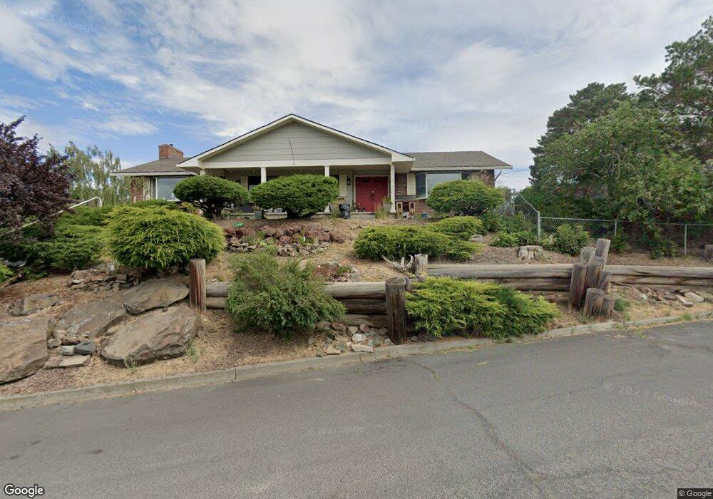 1406 NW Horn Ave, Pendleton, OR 97801 - photo 1