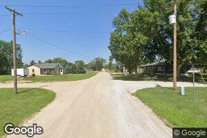 305 N 7th St, Plainview, NE 68769