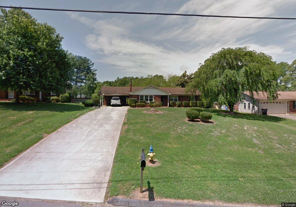 1019 Hunter St, Statesville, NC 28677 - photo 1