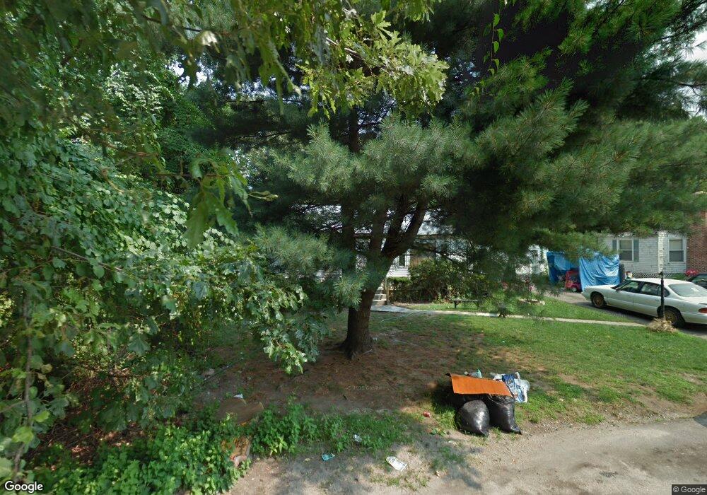 211 Blanchard Ave, Warwick, RI 02888 - photo 1