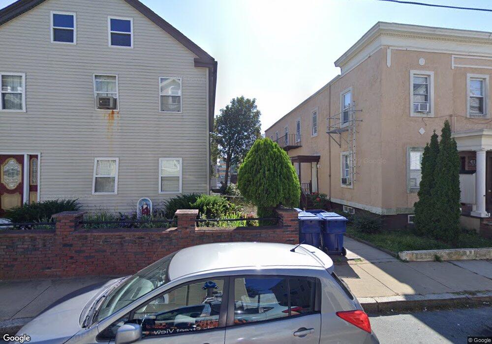 215 Franklin St, Fall River, MA 02720 - photo 1