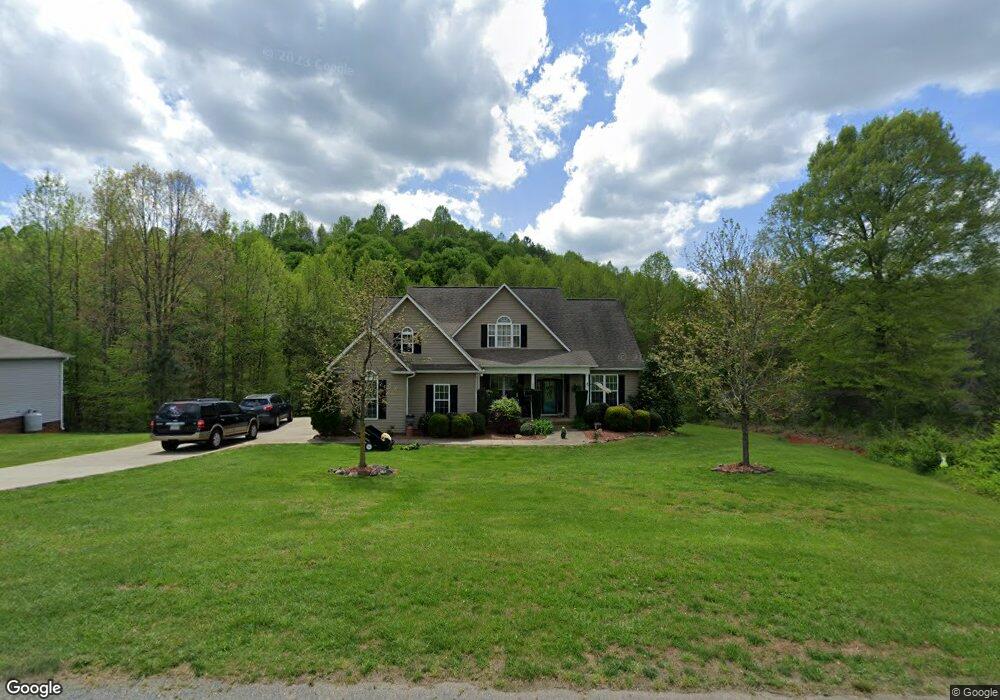 157 Sundance Cir, Statesville, NC 28625 - photo 1