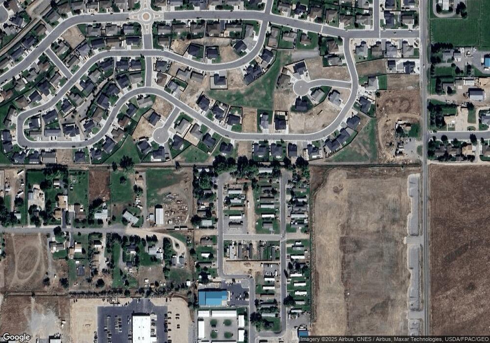 202 33rd St, Cody, WY 82414 - photo 1