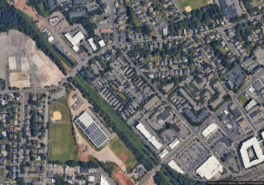 4 Central Square Park unit 4, Metuchen, NJ 08840 - photo 1