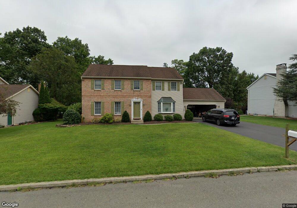 1150 Dotta Dr, Pen Argyl, PA 18072 - photo 1