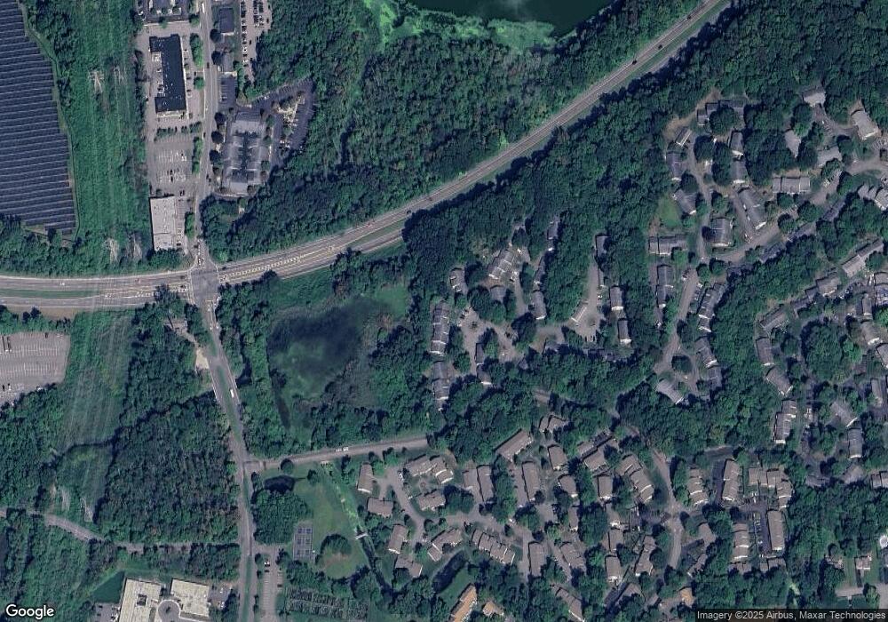 156 Carriage Ct unit B, Yorktown Heights, NY 10598 - photo 1