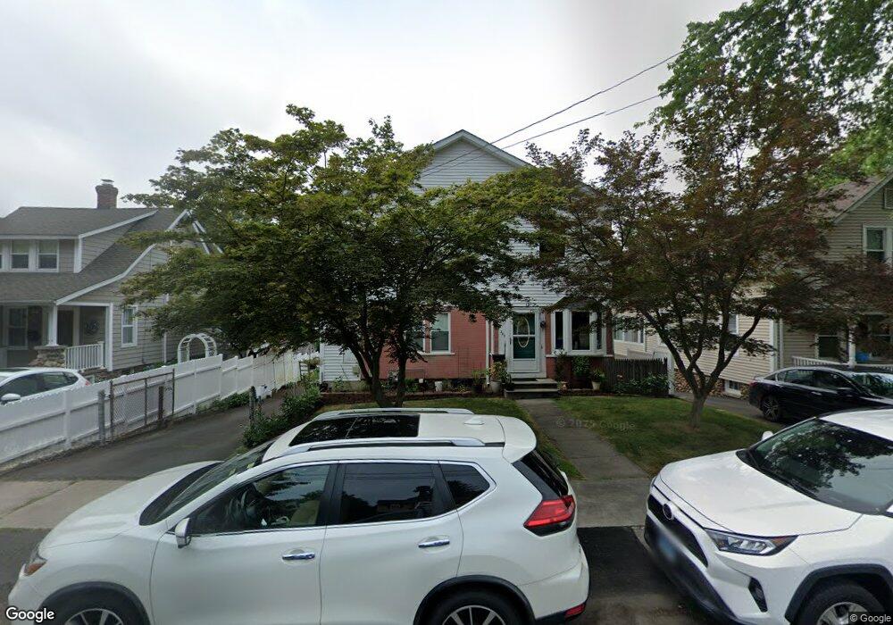 289 S Orchard St, Wallingford, CT 06492 - photo 1