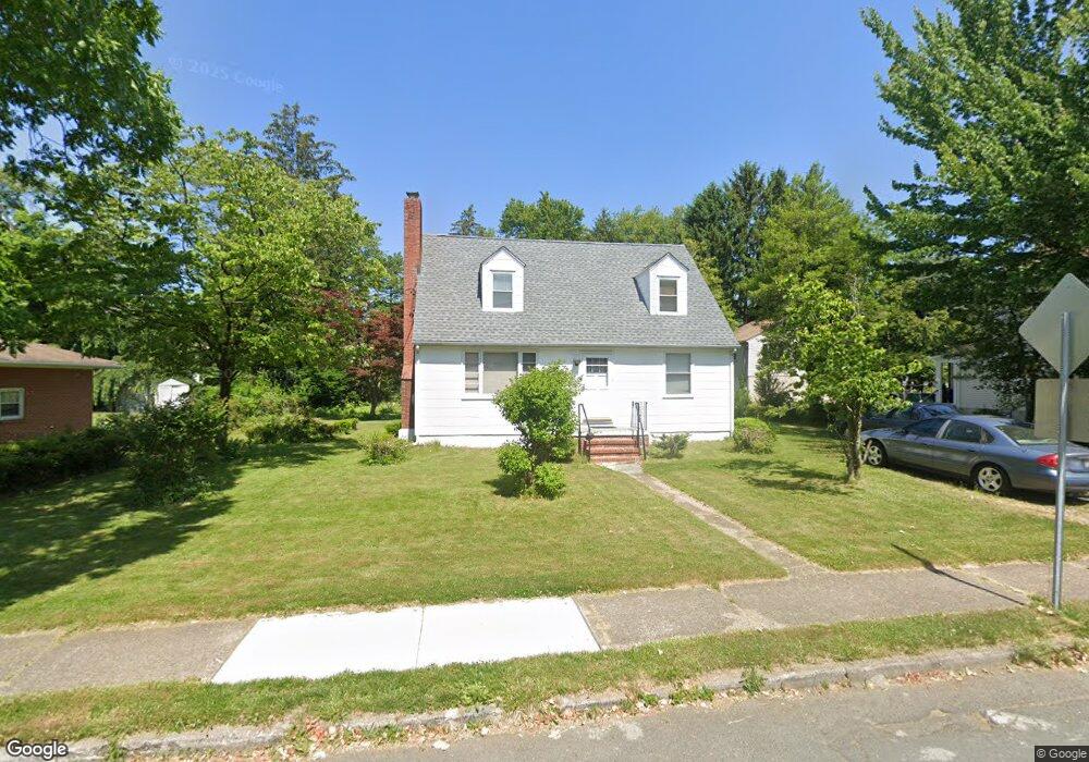 320 Sutherland Rd, Ewing, NJ 08618 - photo 1