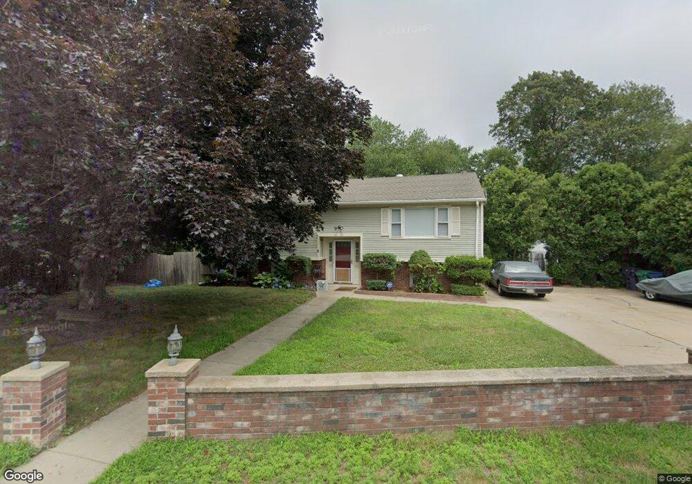 4 Mullen Rd, Warwick, RI 02888 - photo 1