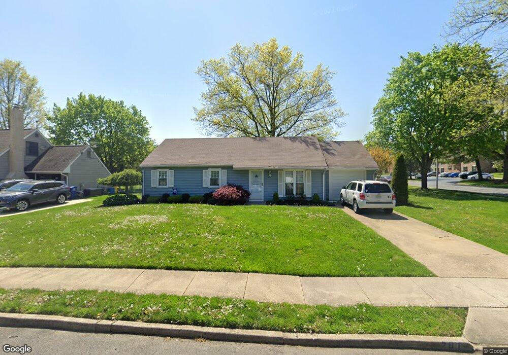 201 Fullwood Rd, Delran, NJ 08075 - photo 1