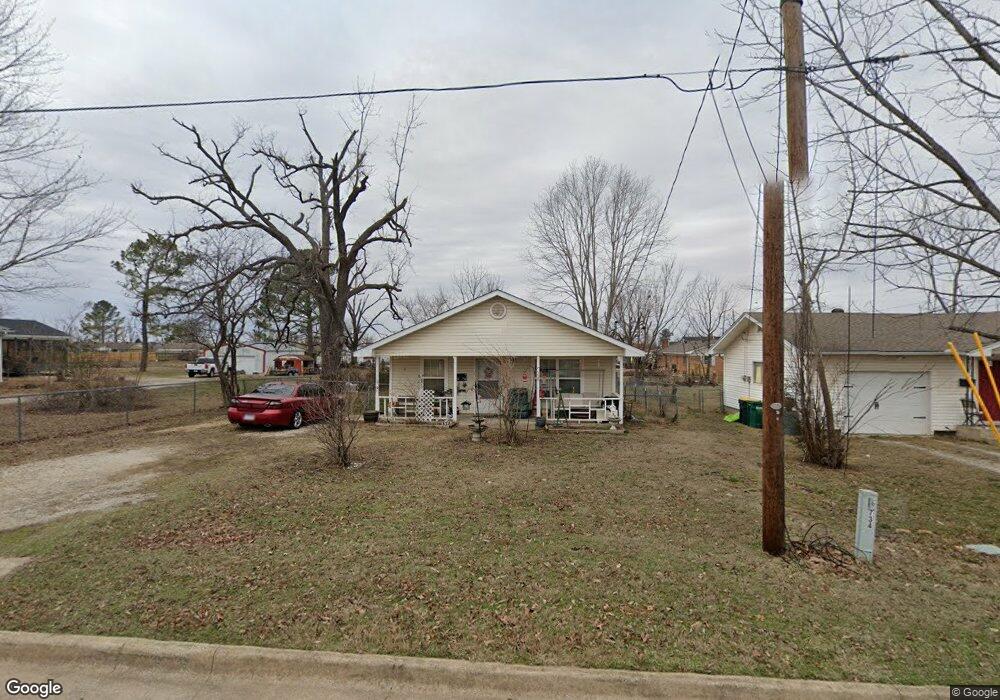 732 N 4th St, Rogers, AR 72756 - photo 1