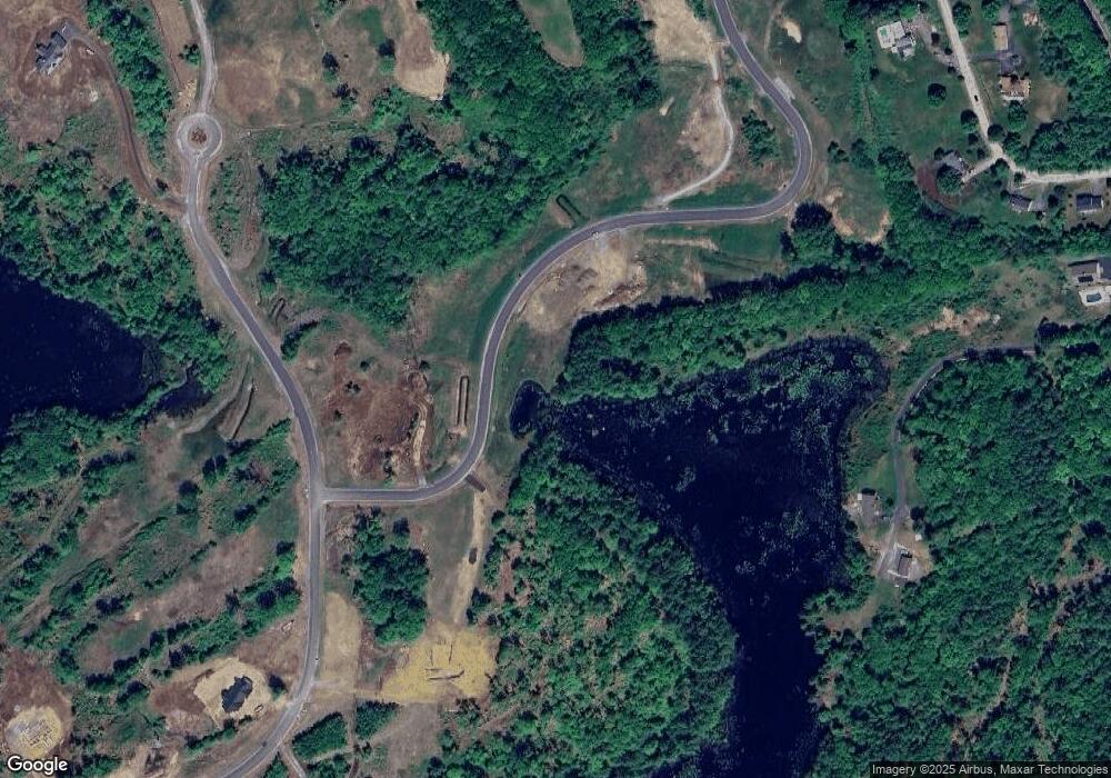 14 Fairway Dr, Dunbarton, NH 03046 - photo 1