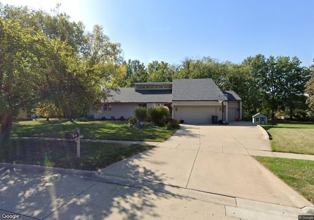 508 Valley West Ct, West Des Moines, IA 50265 - photo 1