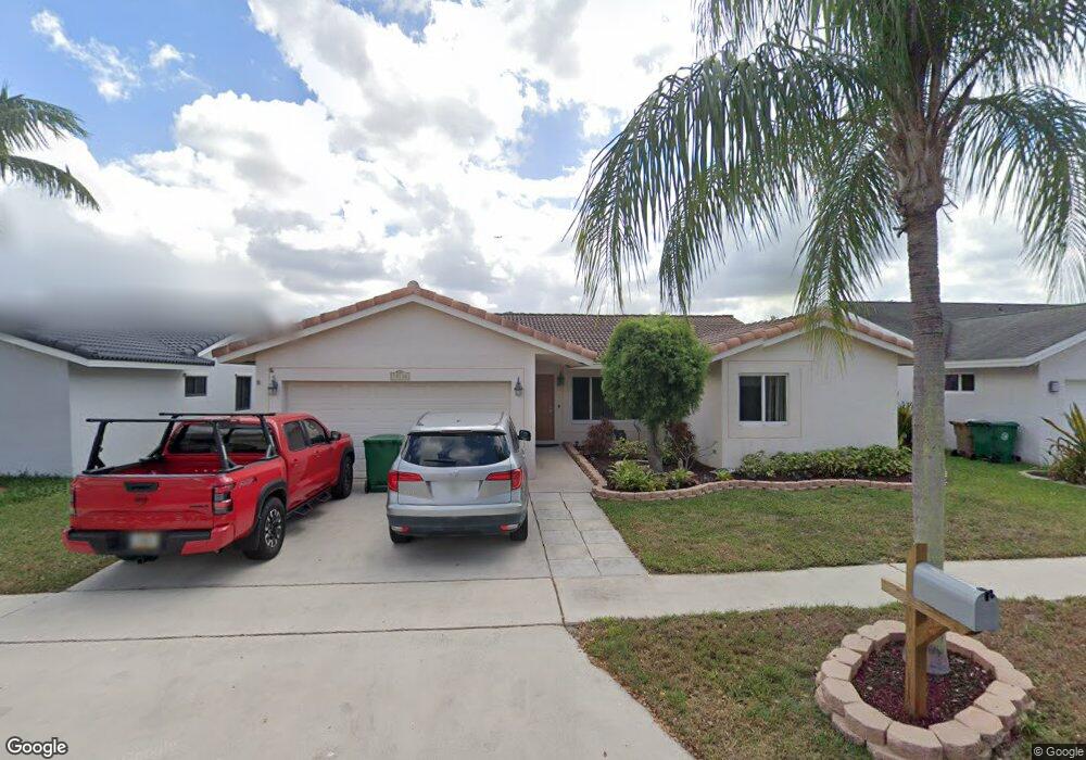 10130 SW 16th Ct, Davie, FL 33324 - photo 1
